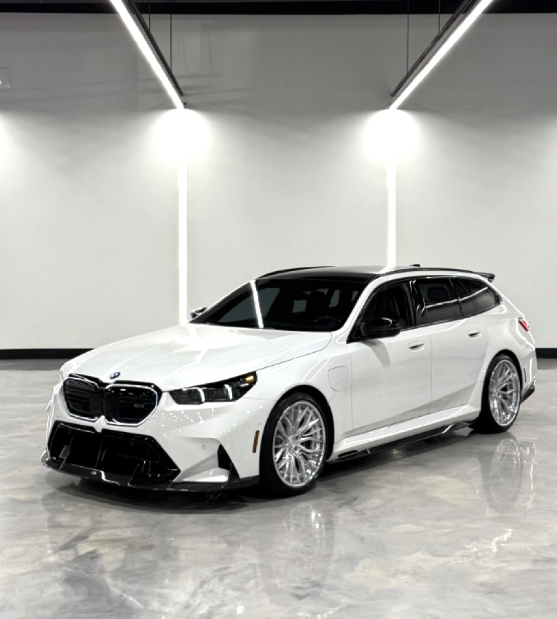 BMW M5 Touring — İstanbul araç kirala