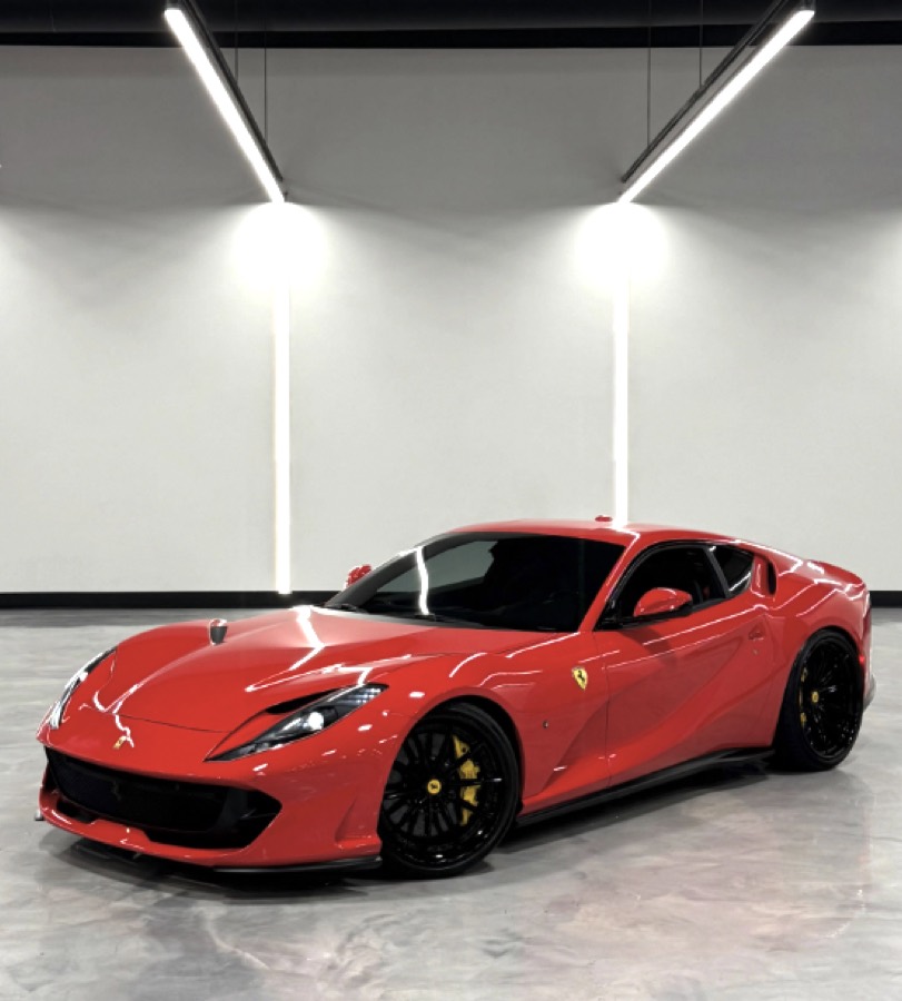 Ferrari 812 Superfast kiralama İstanbul